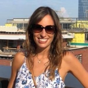 Meet your Posher, Stephanie